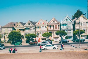 travel nurse housing tips